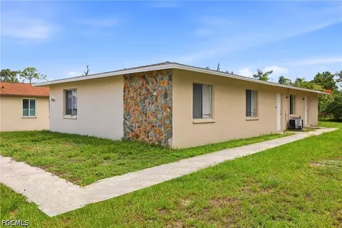 2237 Iris Way, Fort Myers, FL 33905