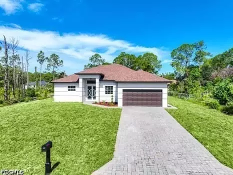 1511 Rush Ave, Lehigh Acres, FL 33972