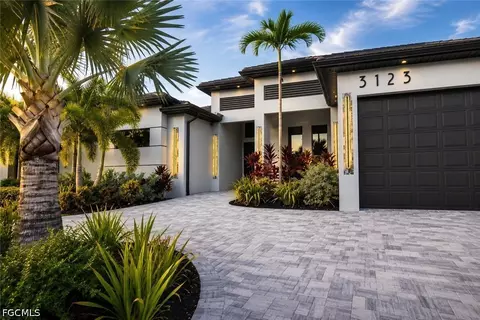 3123 SW 29th Ave, Cape Coral, FL 33914