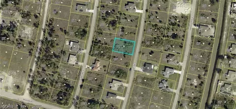 1060 Halby Ave S, Lehigh Acres, FL 33974