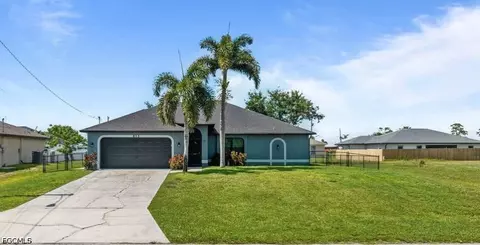613 NW 14th Ter, Cape Coral, FL 33993