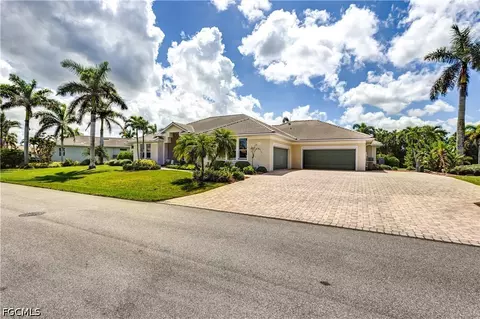735 Elisa Dr, Punta Gorda, FL 33950
