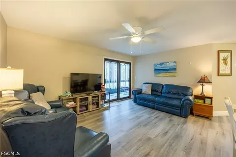 7426 Birchwood Ln #1, Fort Myers, FL 33908