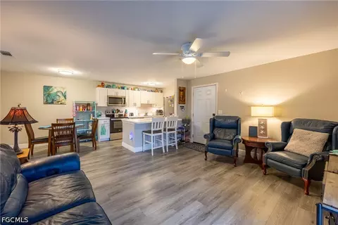 7426 Birchwood Ln #1, Fort Myers, FL 33908