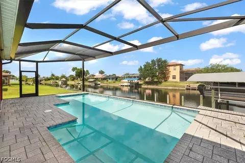 26 NE 13th Ave, Cape Coral, FL 33909