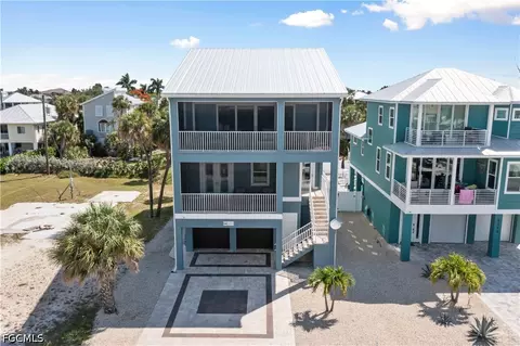 5335 Estero Blvd, Fort Myers Beach, FL 33931