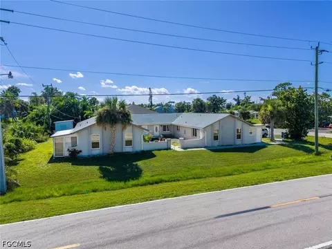 16595 Davis Rd, Fort Myers, FL 33908