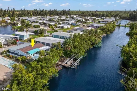 7150 Cobiac Dr, Saint James City, FL 33956
