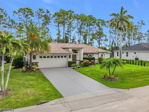 4608 29th St SW, Lehigh Acres, FL 33973