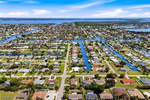 4822 SW 1st Ct, Cape Coral, FL 33914