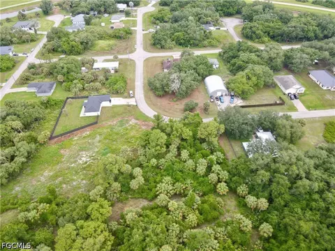 March Ln, Labelle, FL 33935 photo 9