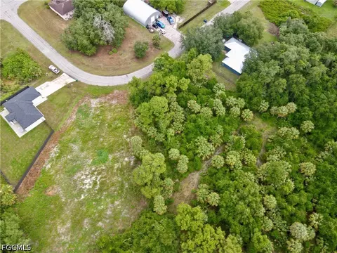 March Ln, Labelle, FL 33935 photo 8