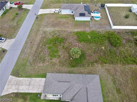 9042 Green Cir, Labelle, FL 33935 photo 5