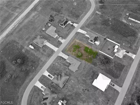 9042 Green Cir, Labelle, FL 33935 photo 9