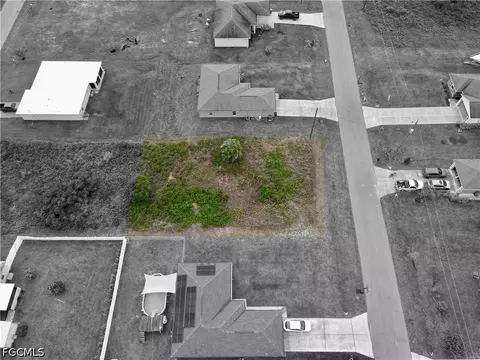 9042 Green Cir, Labelle, FL 33935 photo 11