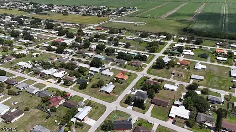 1132 Kentucky Ave, Clewiston, FL 33440