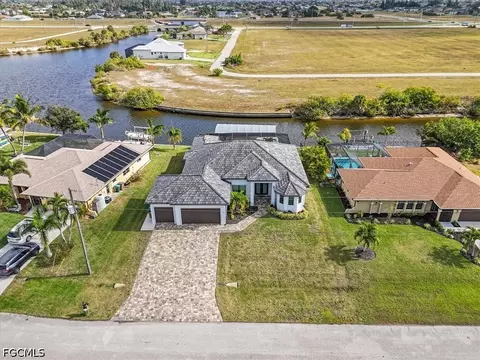 901 NW 33rd Pl, Cape Coral, FL 33993