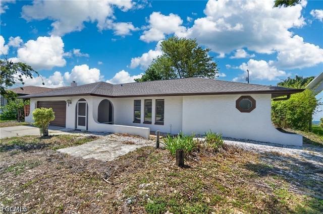 1513 SW 52nd Ln, Cape Coral, FL 33914
