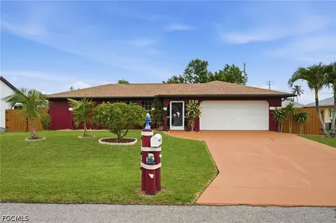 139 SE 30th St, Cape Coral, FL 33904