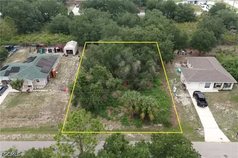 2508 66th St W, Lehigh Acres, FL 33971