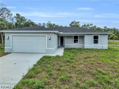 3502 E 10th St, Lehigh Acres, FL 33972