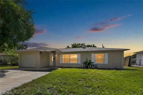 5235 Robin Ln N, Saint Petersburg, FL 33714