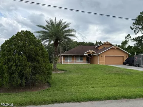 446 Jaipur Dr, Lehigh Acres, FL 33974