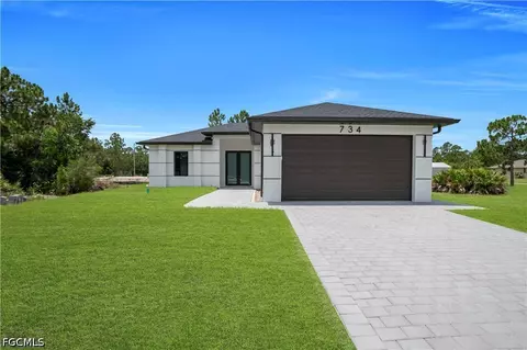 734 Theodore Vail St E, Lehigh Acres, FL 33974