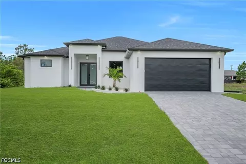 846 Charles Sise St E, Lehigh Acres, FL 33974