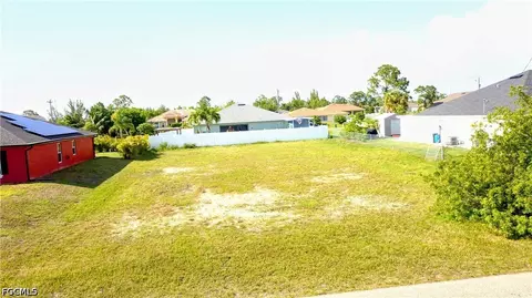 2821 NW 26th St, Cape Coral, FL 33993