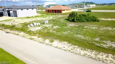 1238 NW 24th Ter, Cape Coral, FL 33993