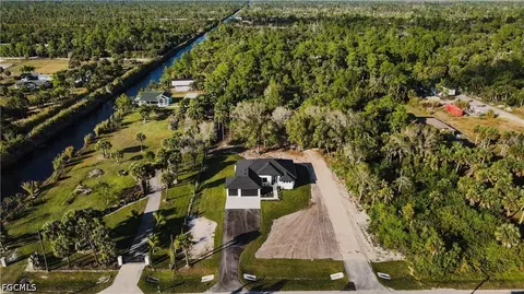 2565 28th Ave SE, Naples, FL 34117