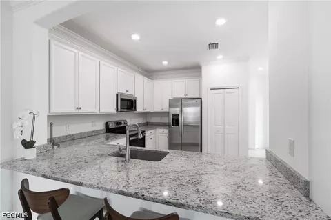 Kitchen - 1689 Alameda Dr, Naples, FL 34120 photo 4 of 4