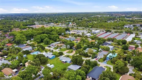 View/Area - 133 2nd St, Naples, FL 34113 photo 8 of 13