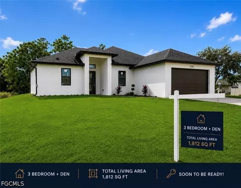 605 E 14th St, Lehigh Acres, FL 33972