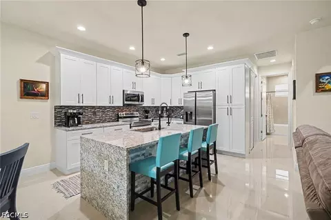 Kitchen - 190 Hendry St, Labelle, FL 33935 photo 2 of 4