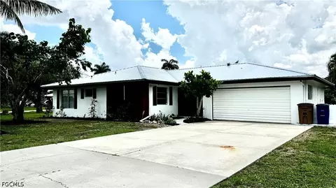 303 Georgia Ave, Fort Myers, FL 33905