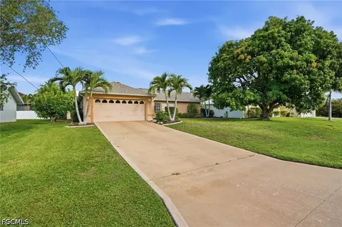 4934 SW 20th Pl, Cape Coral, FL 33914