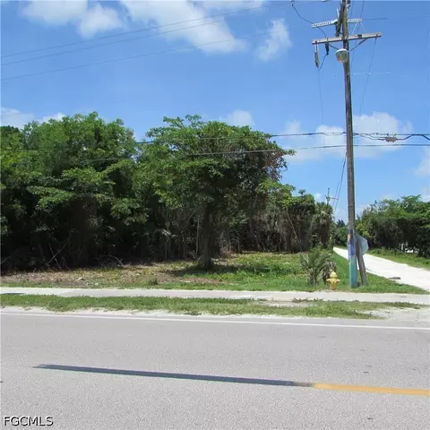 14901 Stringfellow Rd, Bokeelia, FL 33922 photo 11