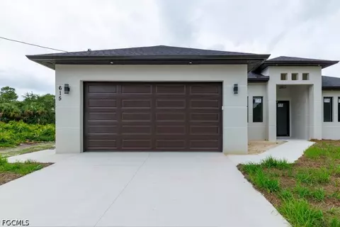 615 Broadway Ave, Lehigh Acres, FL 33972