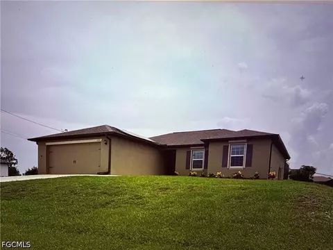 4204 NW 39th St, Cape Coral, FL 33993