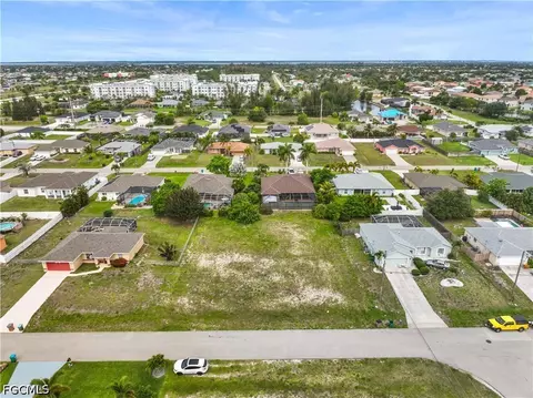 2236 SW 19th Ave, Cape Coral, FL 33991