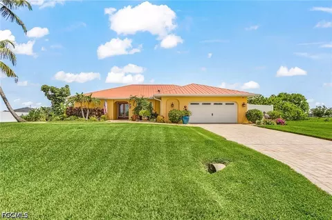 1205 NE 11th Ter, Cape Coral, FL 33909