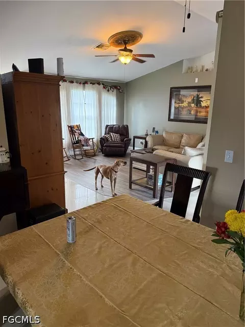 2205 NE 1st Pl, Cape Coral, FL 33909