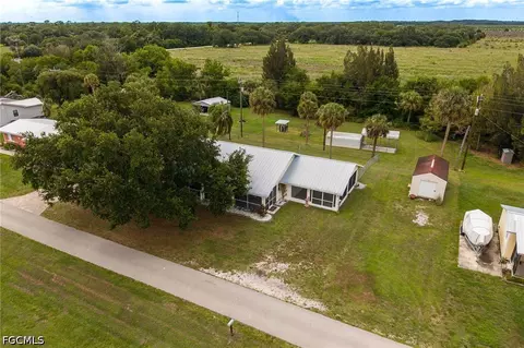 View/Area - 1159 Lock Ln, Moore Haven, FL 33471 photo 1 of 15