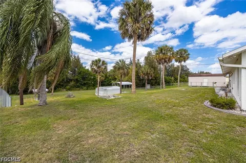 Exterior - 1159 Lock Ln, Moore Haven, FL 33471 photo 7 of 9
