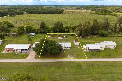 View/Area - 1159 Lock Ln, Moore Haven, FL 33471 photo 2 of 15