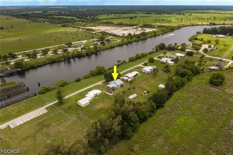 View/Area - 1159 Lock Ln, Moore Haven, FL 33471 photo 8 of 15