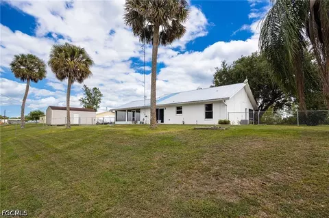 Exterior - 1159 Lock Ln, Moore Haven, FL 33471 photo 8 of 9