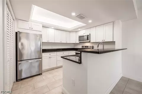 11674 Pointe Circle Dr, Fort Myers, FL 33908